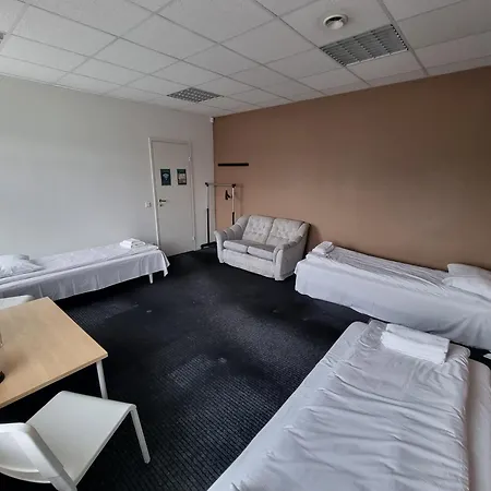 Near Center Harbour * טאלין